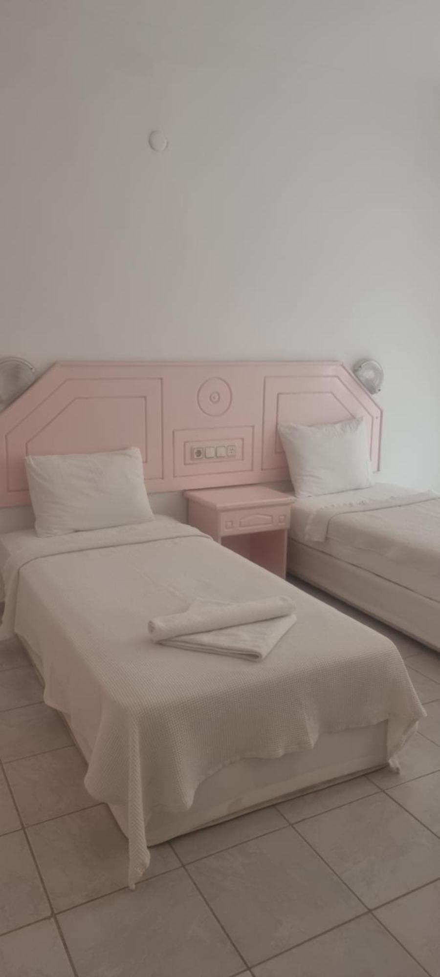 Pembe Kosk Apart Otel Fethiye Rom bilde
