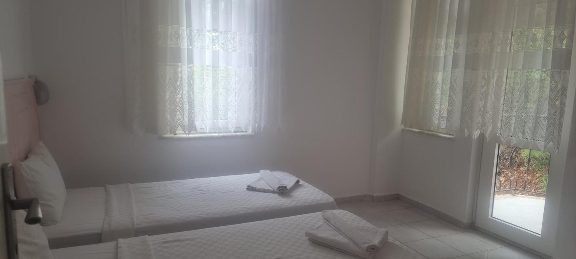 Pembe Kosk Apart Otel Fethiye Rom bilde